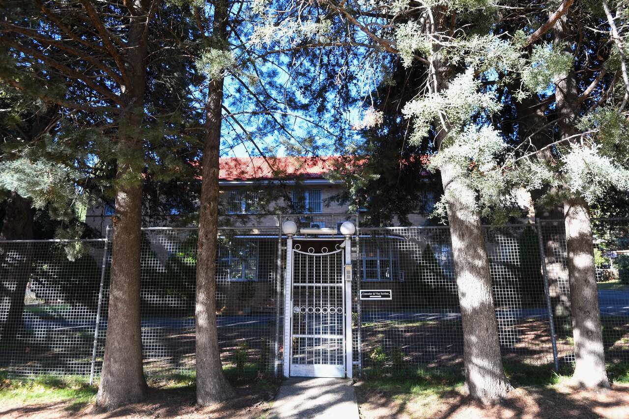 A general view of the Russian embassy in Canberra, Tuesday, March 27, 2018. The Australian government announced today that it would expel two Russian diplomats over the Scribal poisoning affair. (AAP Image/Lukas Coch) NO ARCHIVING