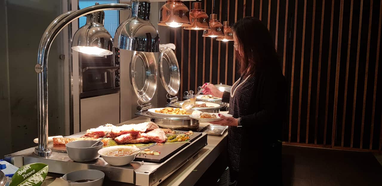 Food buffet at Filipino Food festvial