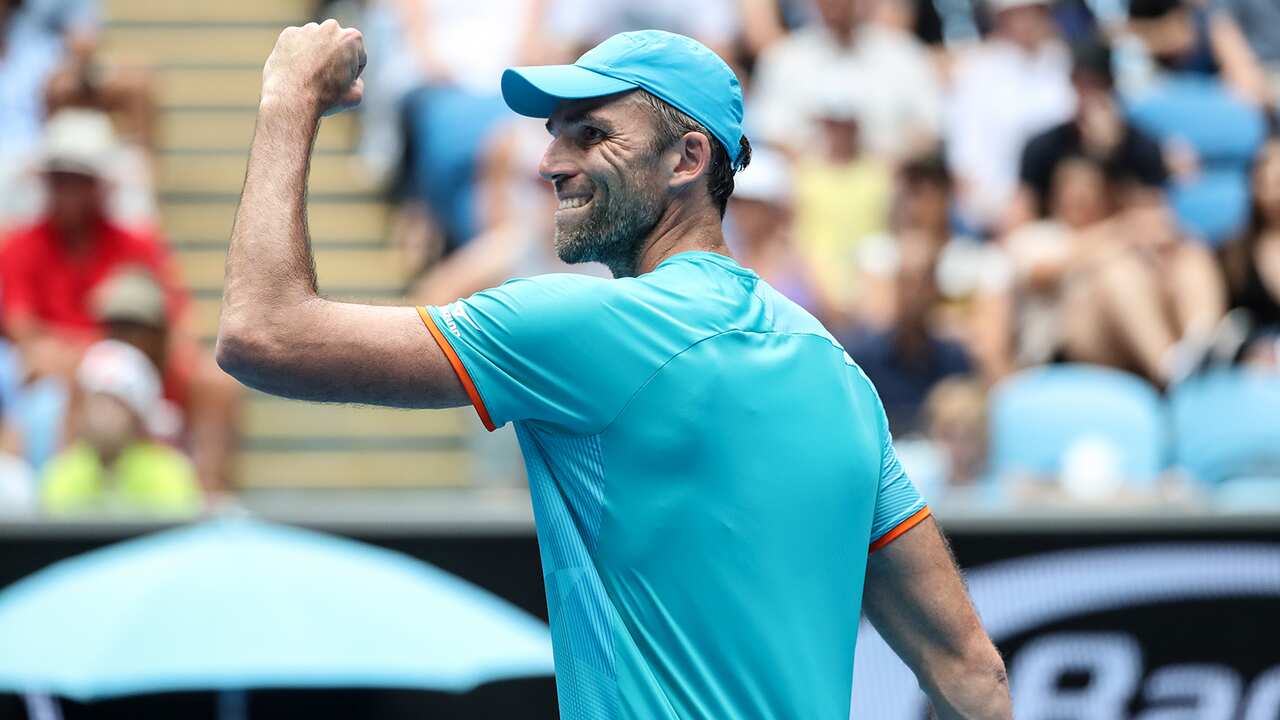 karlovic nishikori australian open tennis melbourne