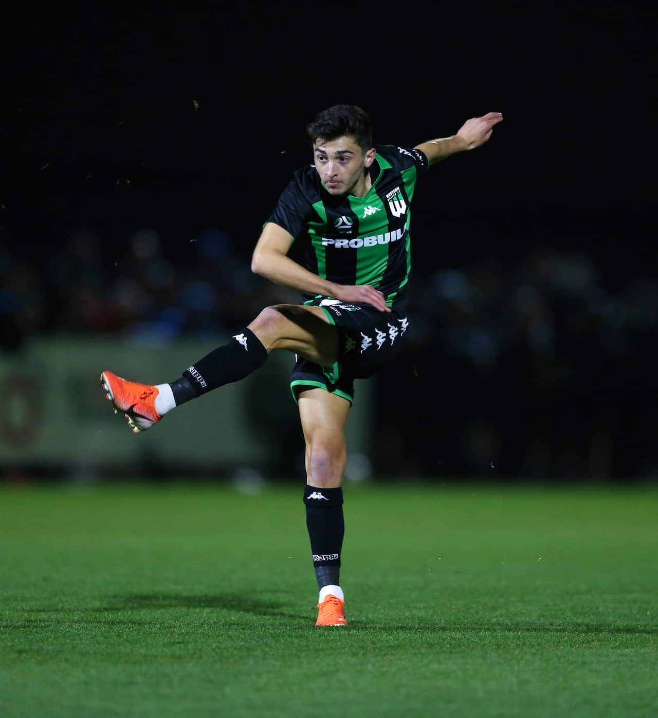 Josh Cavallo ha indossato la maglia del Western United, dove è stato compagno di Alessandro Diamanti 