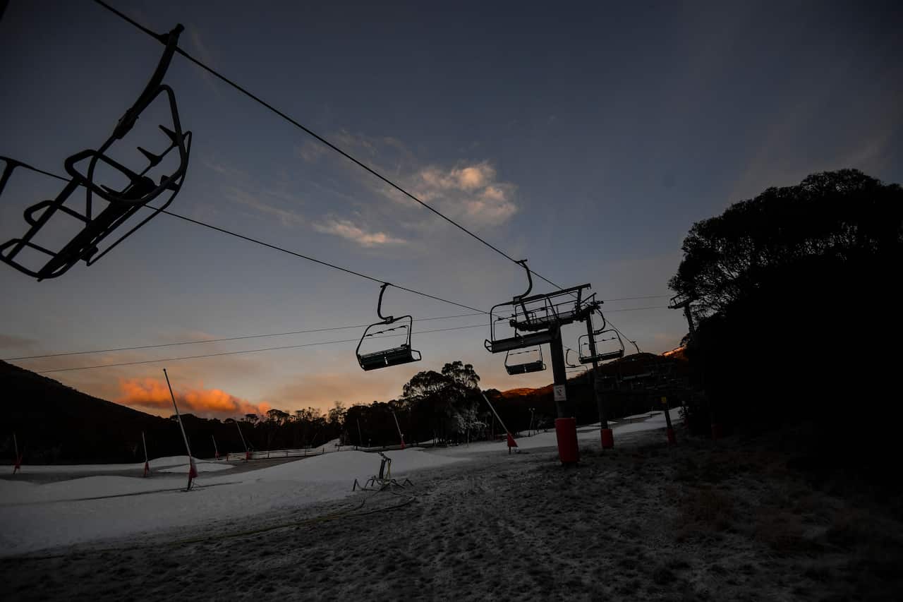 Ski lifts are seen at Thredbo in NSW, Friday, June 19, 2020. Thredbo Ski resort is expected to open on June 22, while Perisher Ski resort will open on June 24. (AAP Image/Lukas Coch) NO ARCHIVING