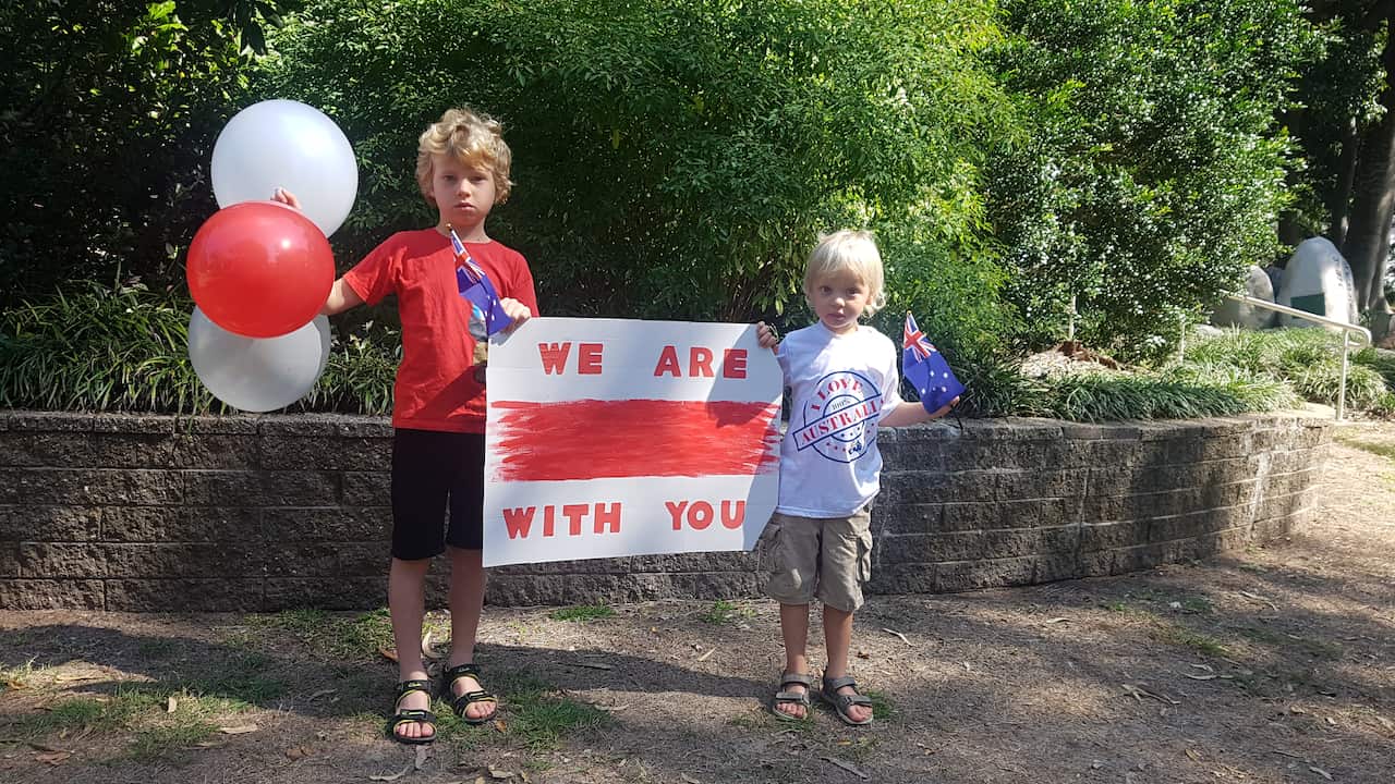 Children in Queensland supporting Belarus