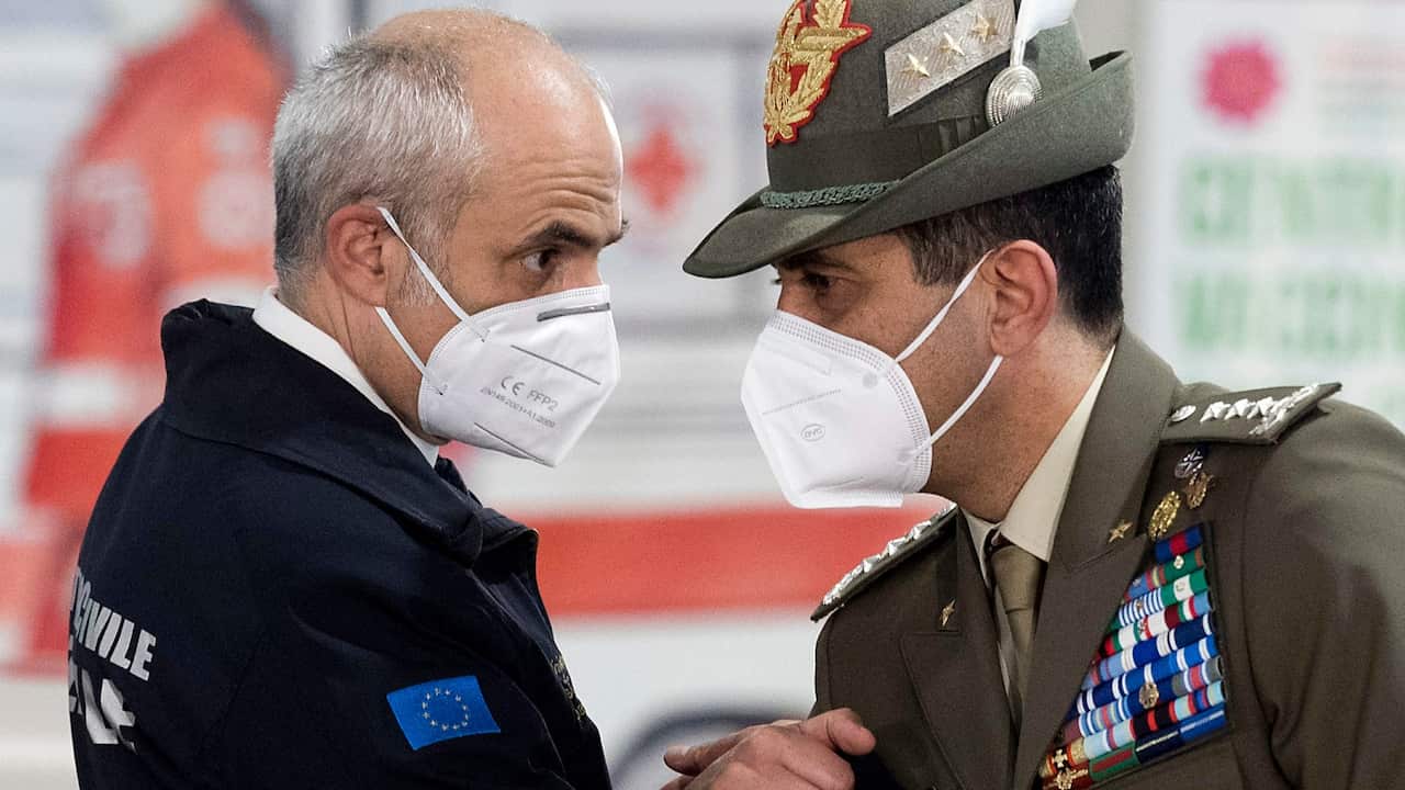 Fabrizio Curcio, capo della protezione civile, con il generale Francesco Paolo Figliuolo, nuovo commissario straordinario all'emergenza