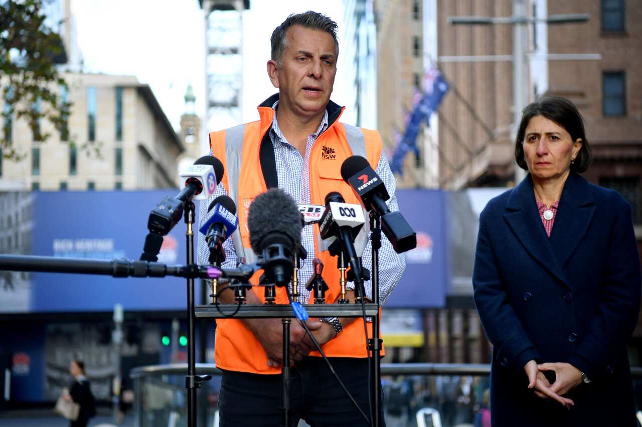 NSW Minister for Transport and Roads Andrew Constance (left) and NSW Premier Gladys Berejiklian 