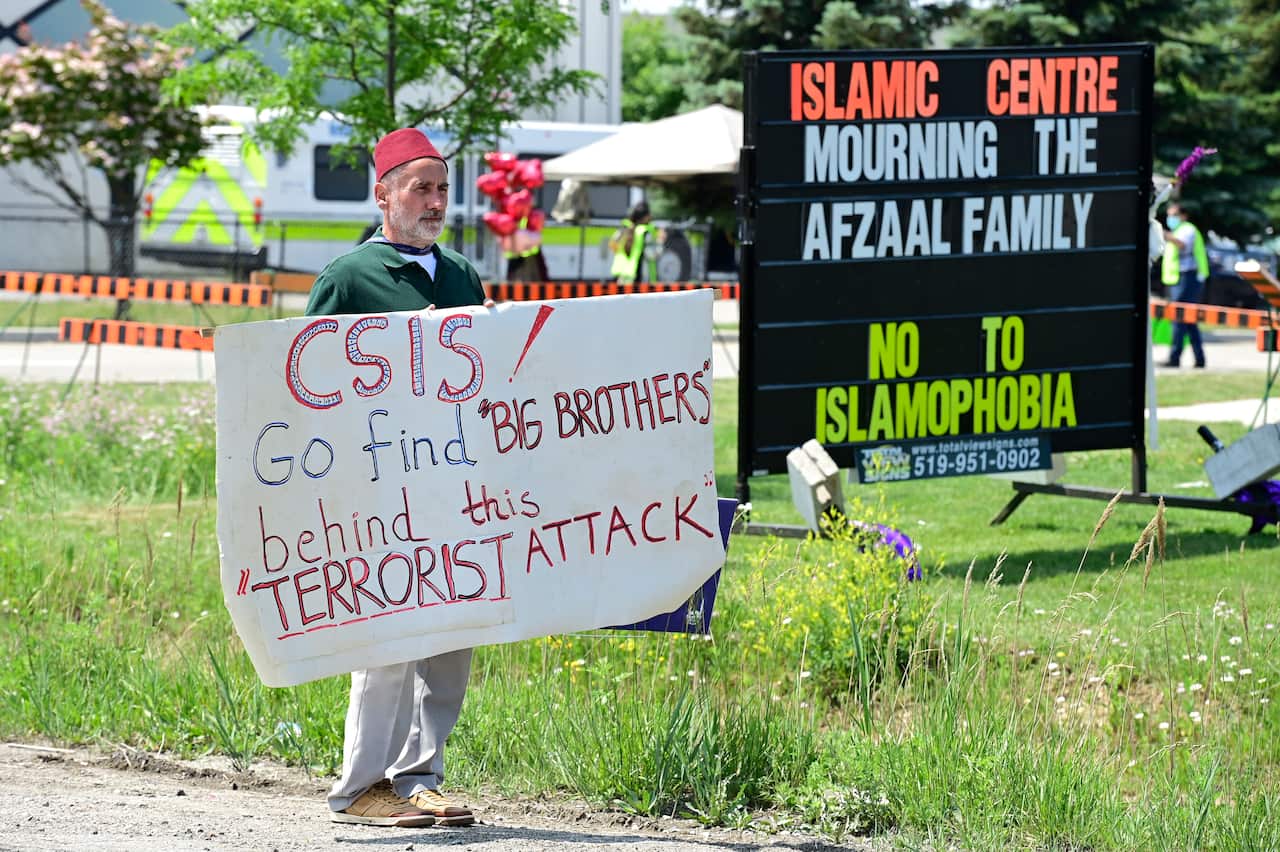 A truck drove Muslim family of four killed down in a terror attack.