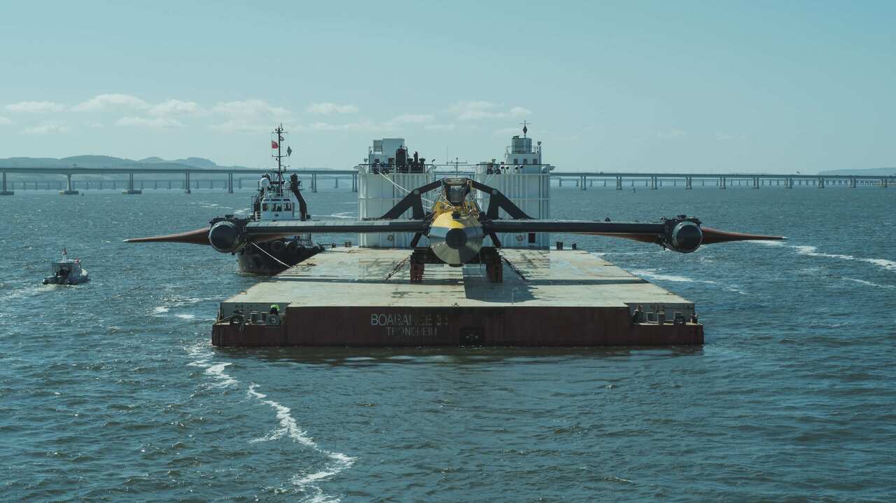 Orbital Marine Powers O2, the worlds most powerful tidal turbine, has commenced grid connected power generation at the European Marine Energy Centre in Orkney.The innovative, floating turbine is anchored in the Fall of Warness where a subsea cable connect