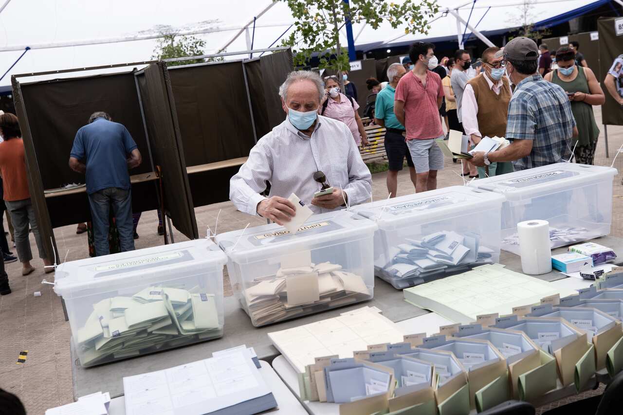 Chile elige al próximo presidente, los miembros de la Cámara de Diputados y parte de los miembros del Senado.