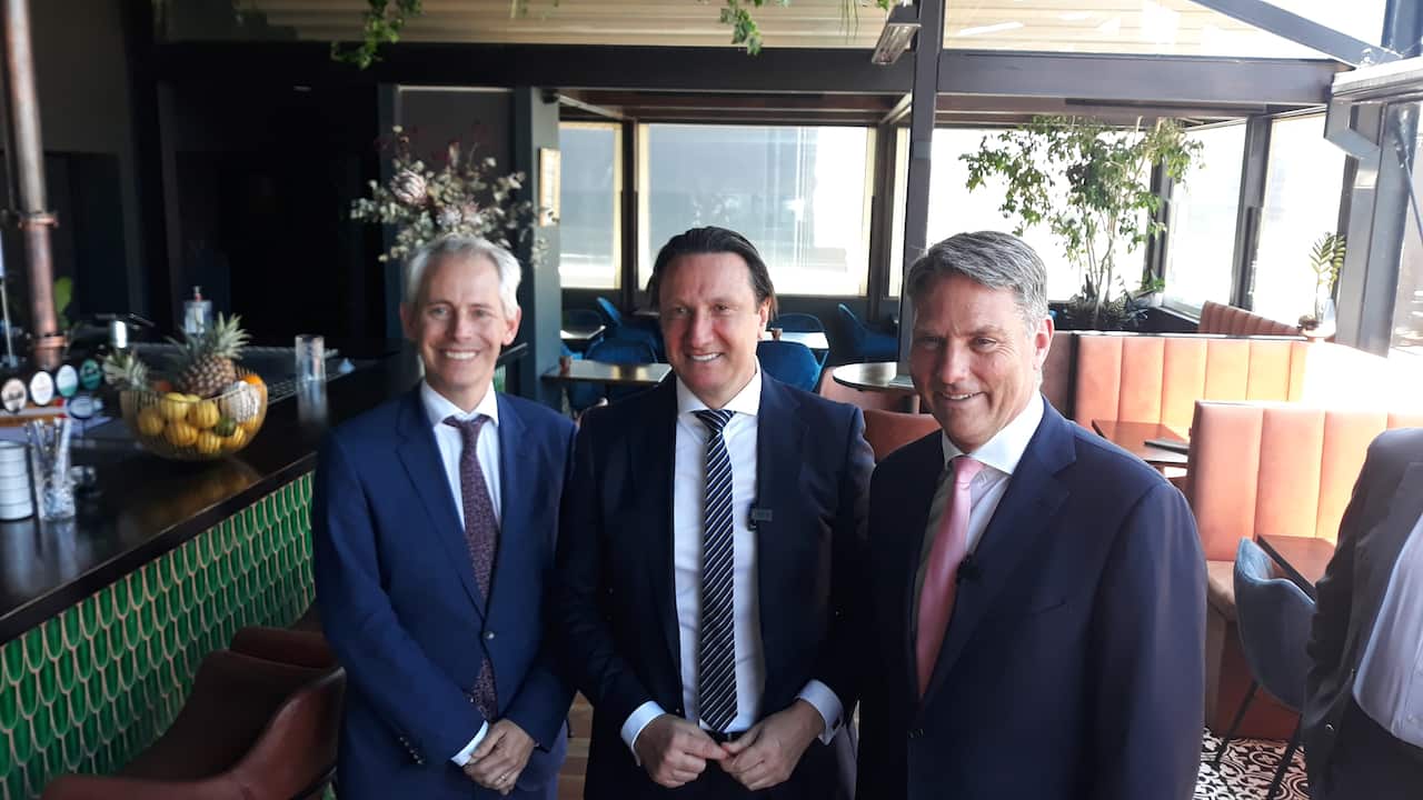 (L): Andrew Giles, Bill Papastergiades, Richard Marles. 