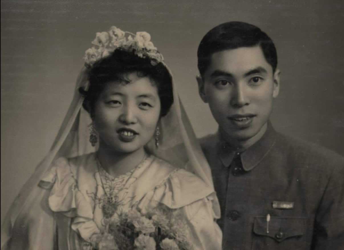 翁行泰与贝寿菊夫妇。