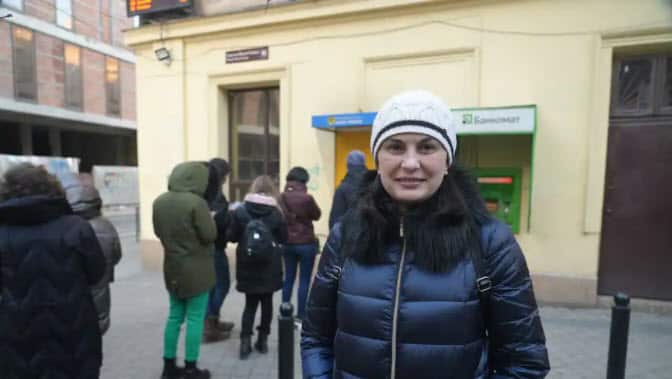 Oxana is a psychologist who worked with refugees from the 2014 conflict