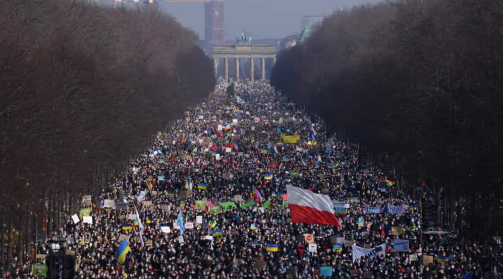 Tens of thousands of people gather in Tiergarten park to protest against Russia's invasion of Ukraine on 27 February, 2022 in Berlin, Germany. 