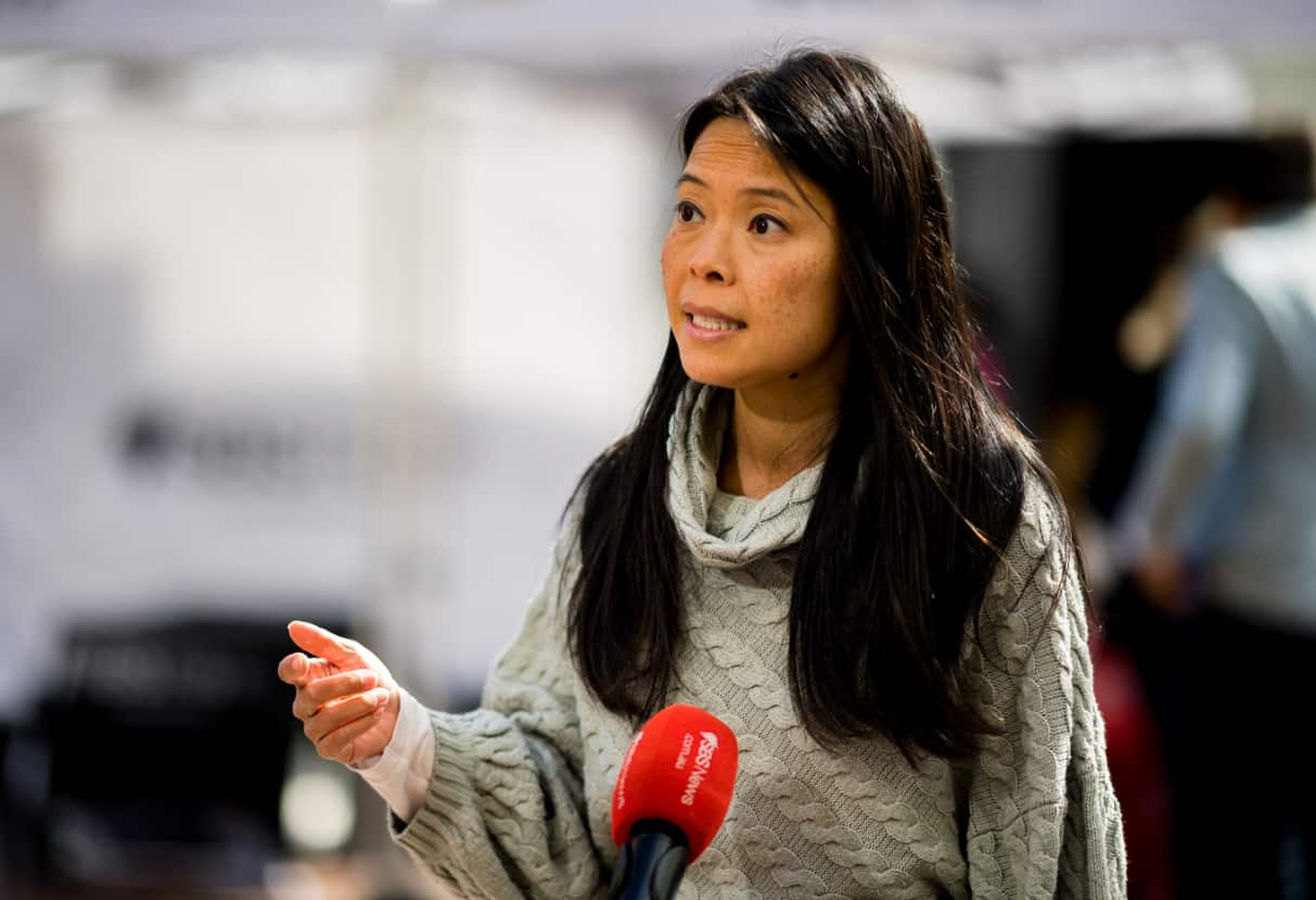 陳莎莉在競選期間接受SBS訪問。