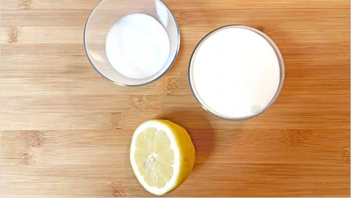 You can either use lemon juice or white vinegar depending on your preference for taste.
