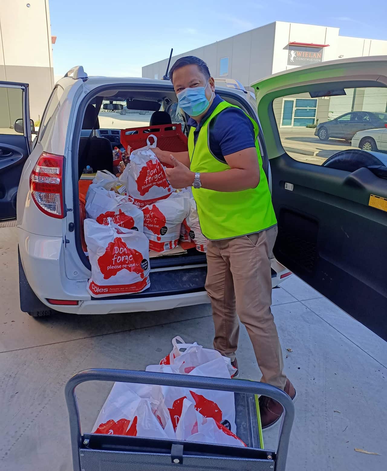 filipino community, bayanihan, relief package