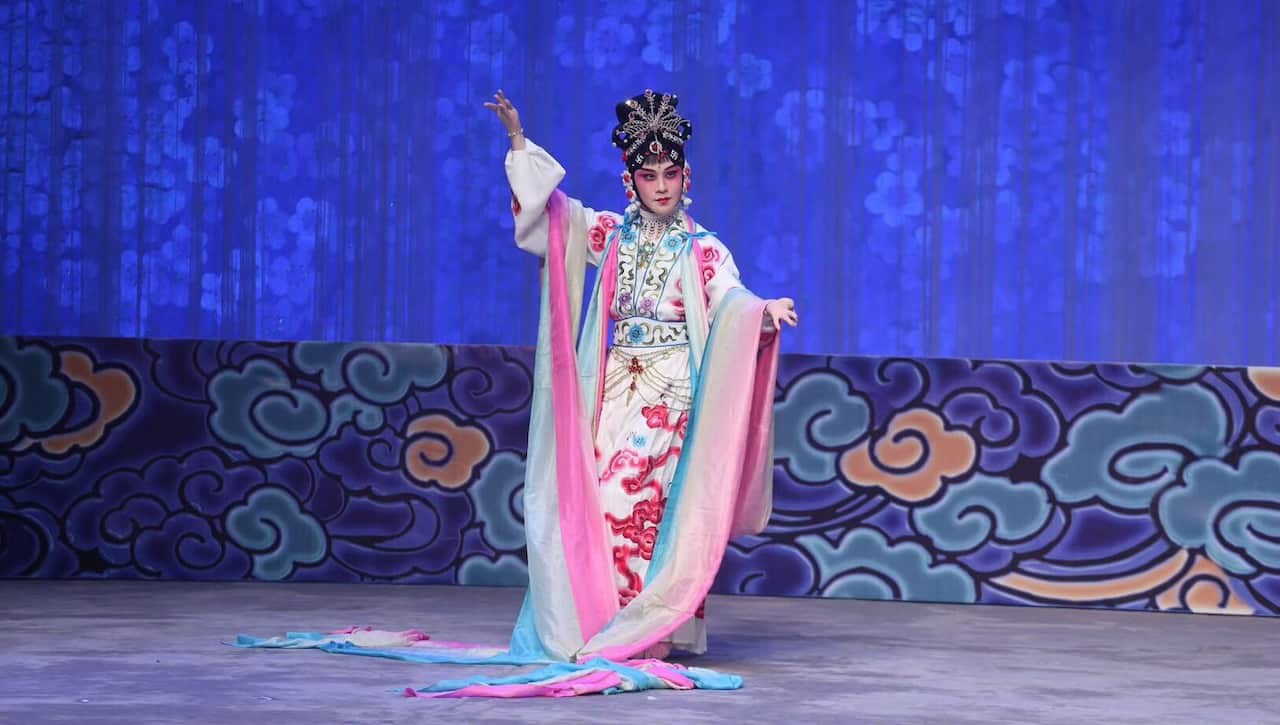 中国京剧舞台青年男旦领军人物之一牟元笛舞台照