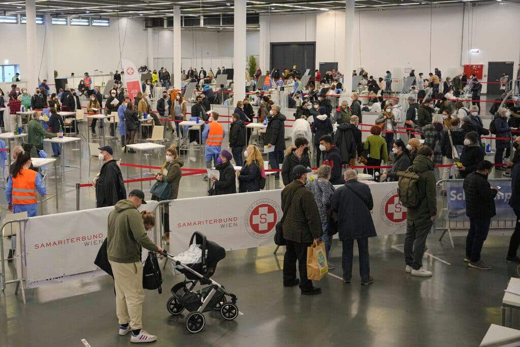 The second day of Austria’s national lockdown to combat soaring coronavirus infections. 