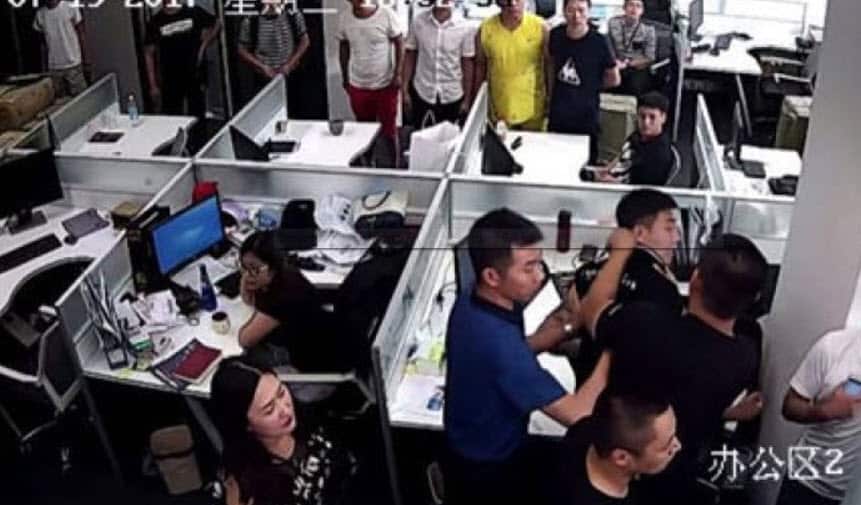 Australian brokerage worries for staff held hostage in Shanghai