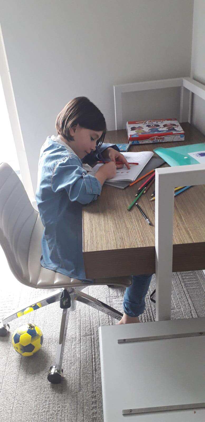 Husna, Afghan evacuee