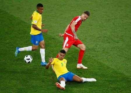 Paulinho gives Brazil halftime lead against Serbia