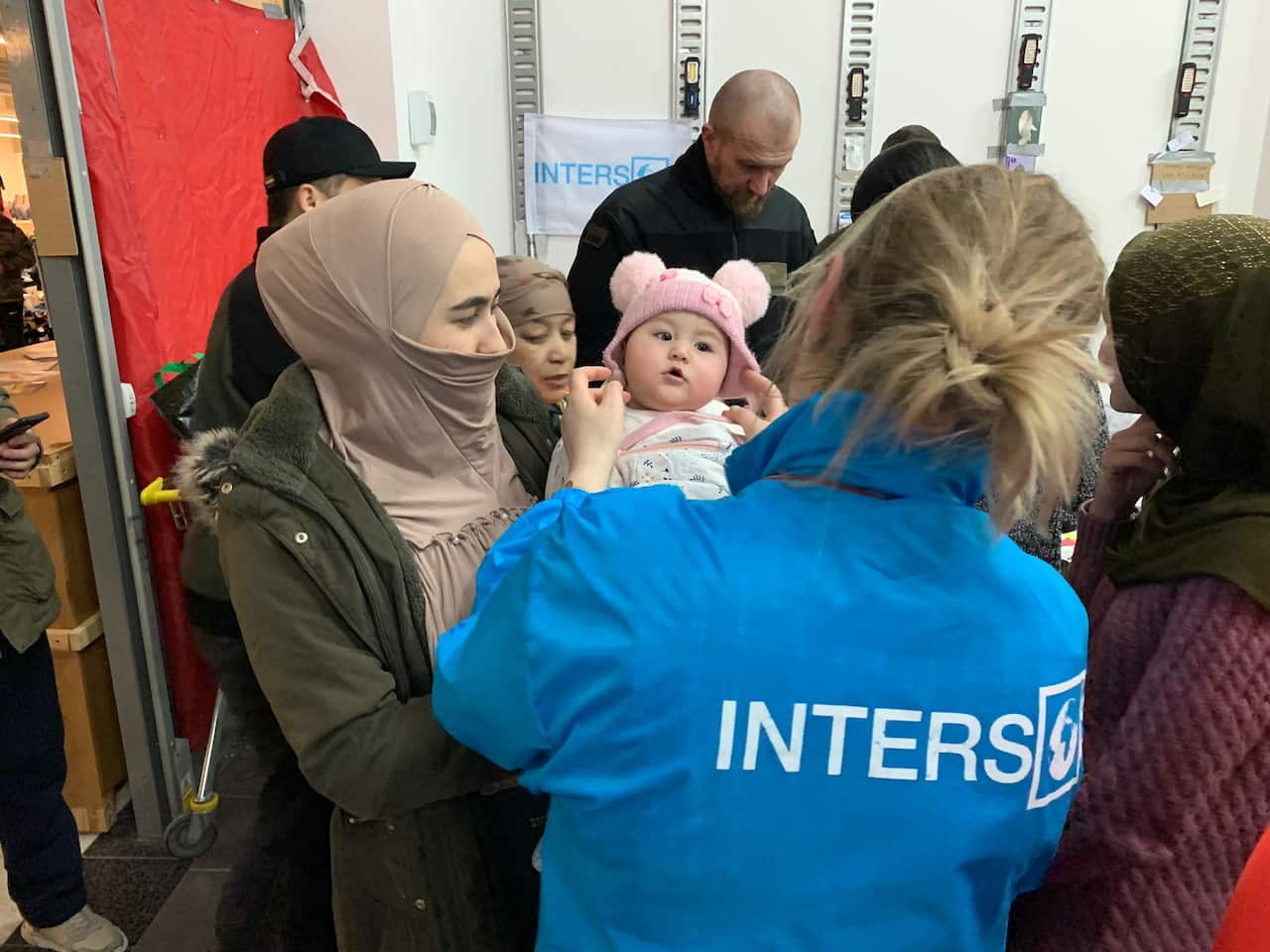 'Many children lost their speech': Greek doctor Apostolou Veizis from Intersos talks about the Ukrainian refugees' drama. 