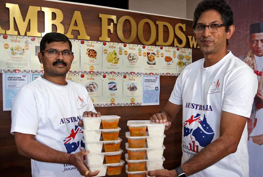 Volunteer groups based in Perth provides free meals to needy people. 