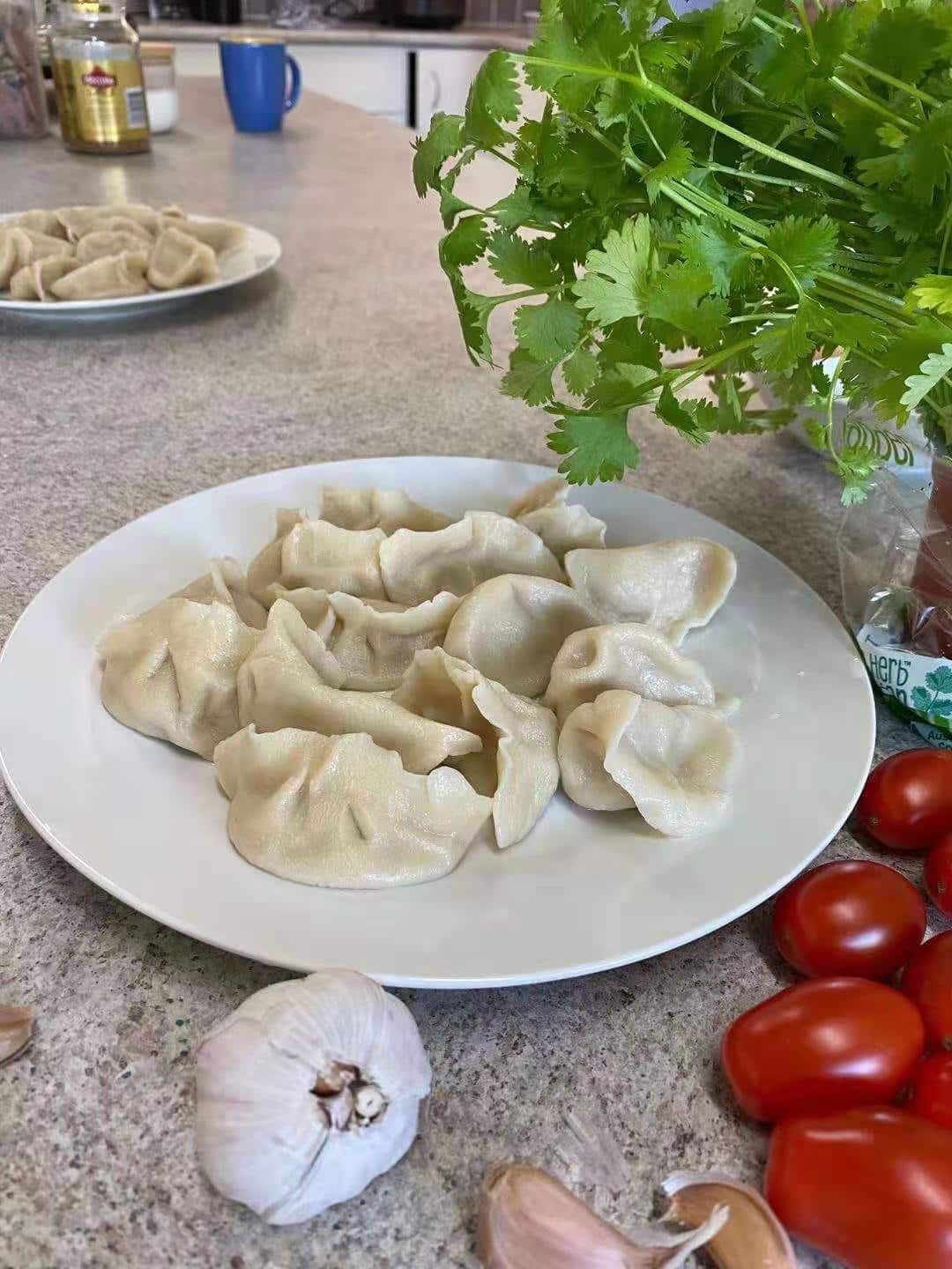 偏远地区创业者江苇的除夕夜饺子