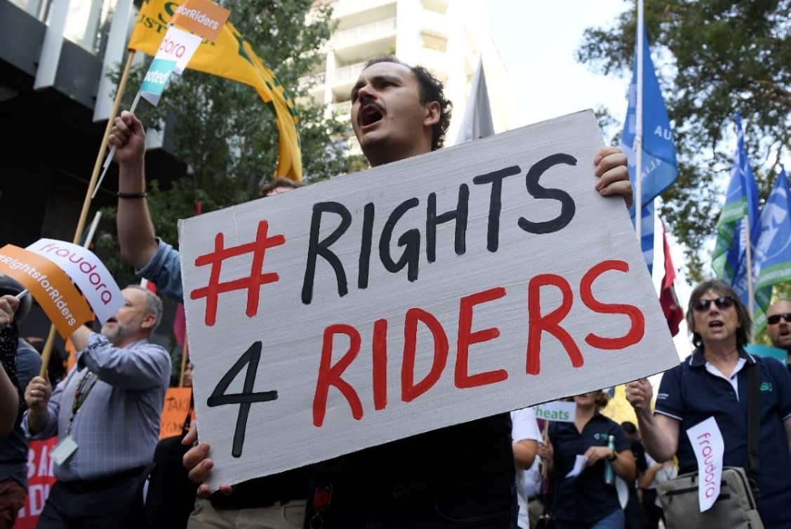 Labor is set to release a plan to guarantee the minimum wage for delivery drivers and other gig economy workers.