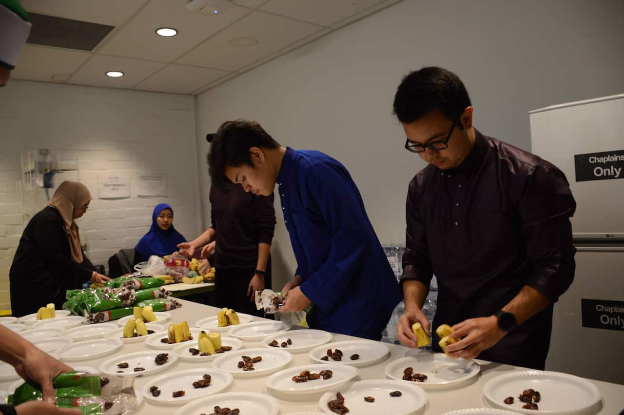 Muslim students prepare Iftar meals at ISOC UNSW.