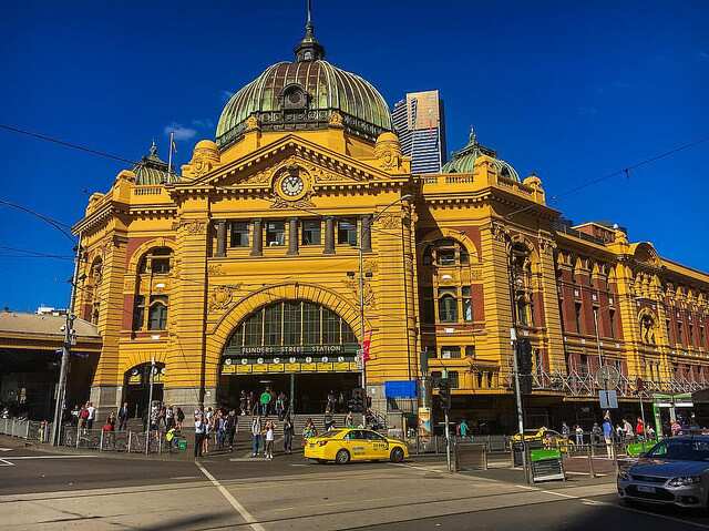 Melbourne CBD traffic 