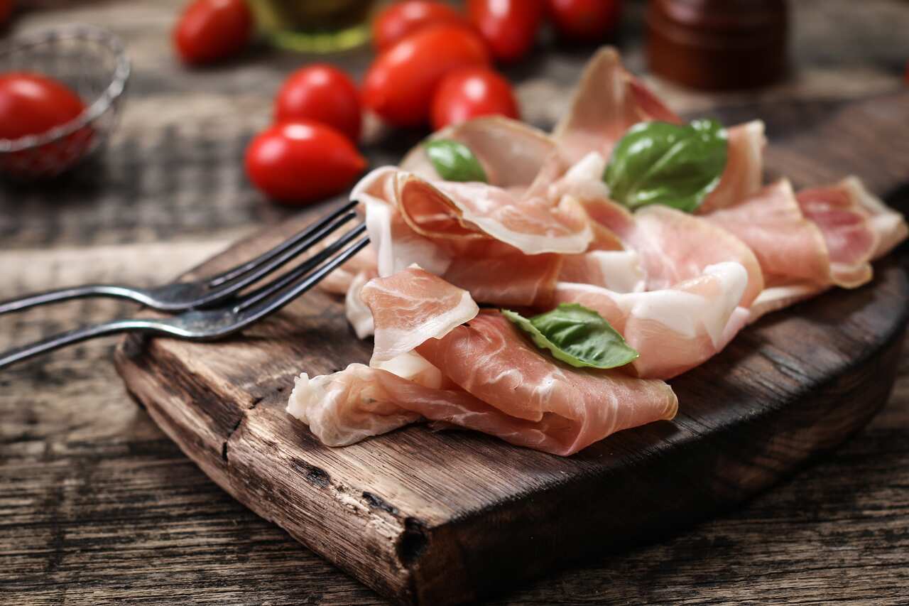 Bacon, ham, red meat link to bowel cancer.