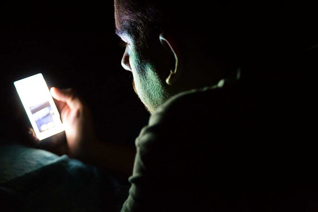 If your smartphone is keeping you up at night, give it a rest