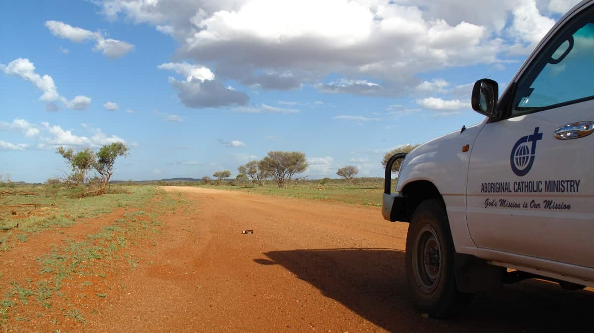 Alice Springs connects Township Teresa