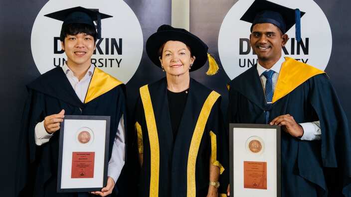 Thành Đạt tại trường Deakin University