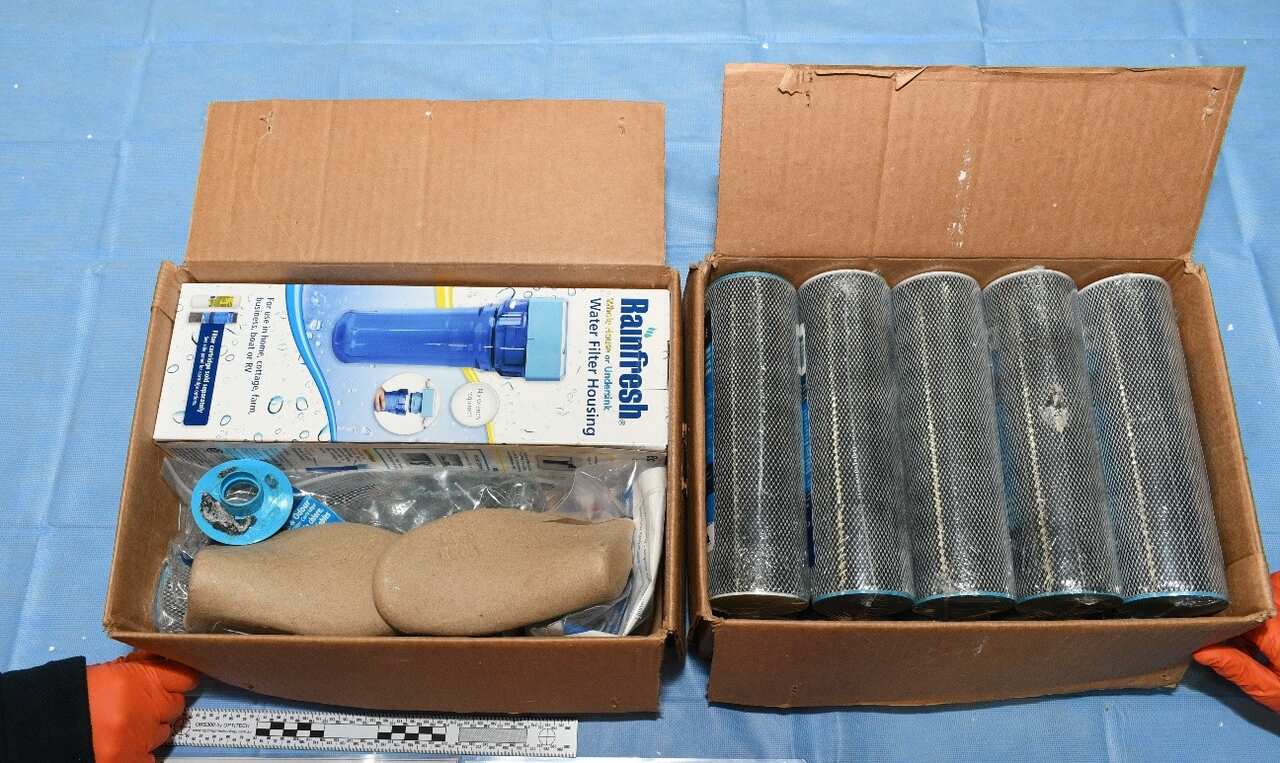 Two charged, meth and $147k in cash seized in Melbourne