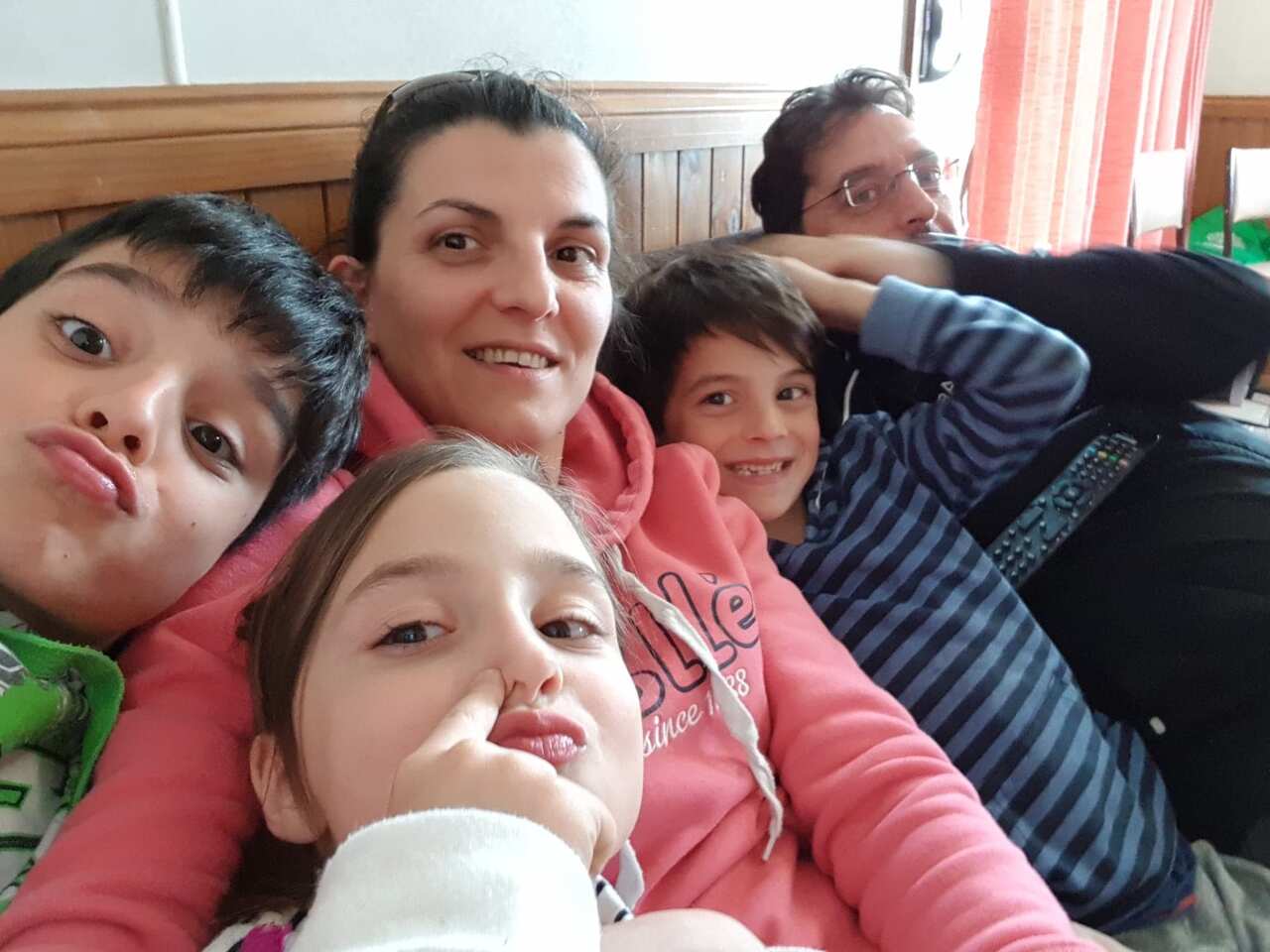 ICU Nurse Anna Gianni and her family 
