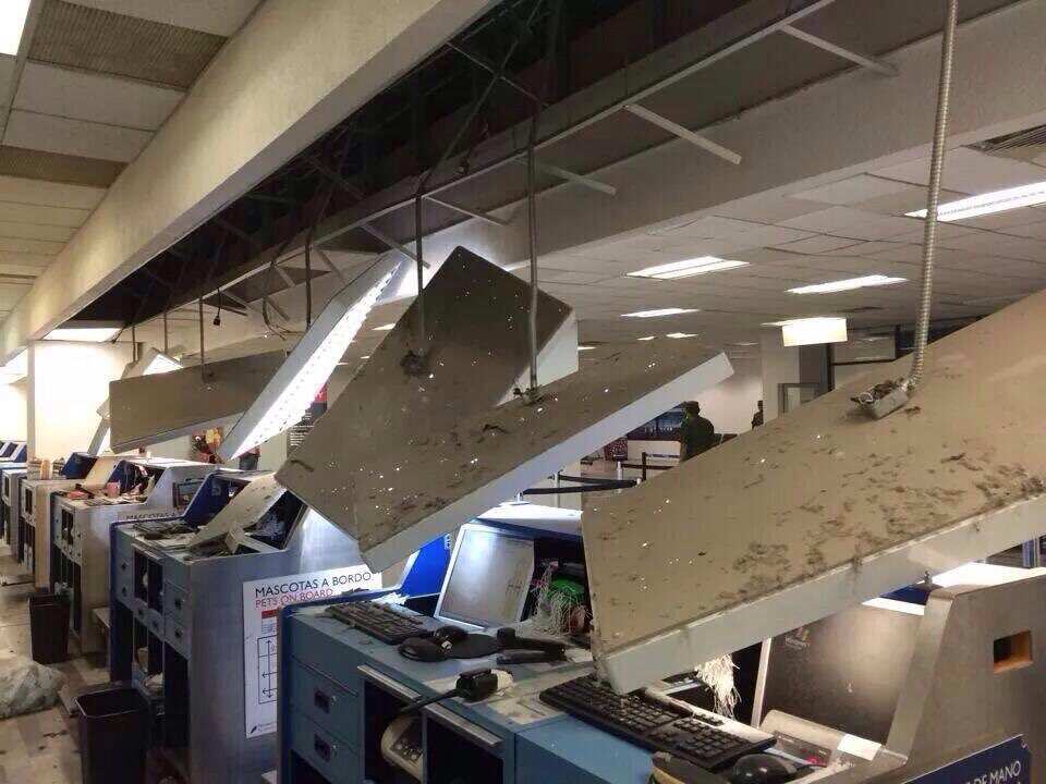 Mexico City Airport closed after desturction of a 7.1 earthquake.