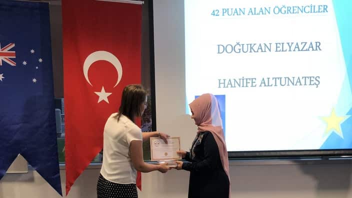 VCE Turkish forth place Hanife Altunates