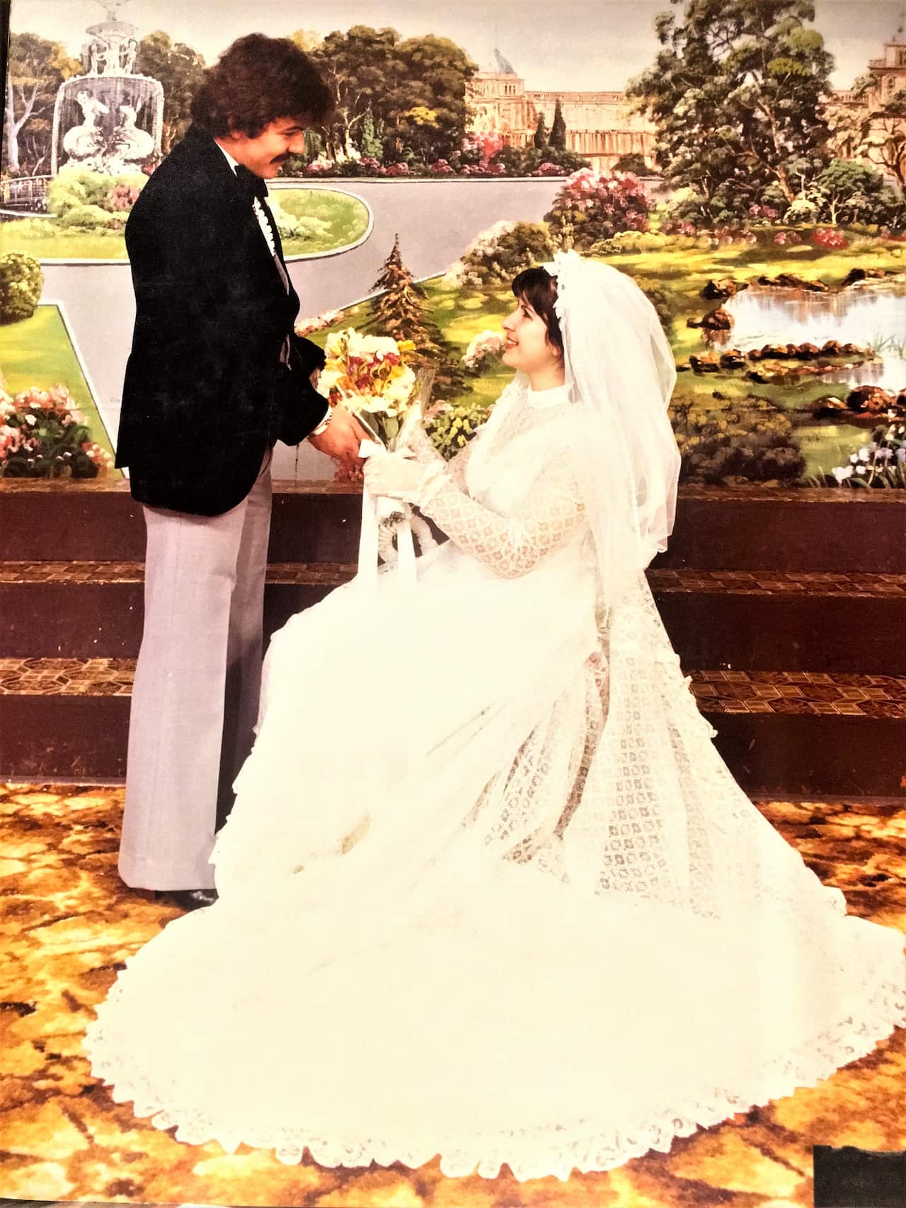 A wedding photo shot by Melbourne-based photographer Con Papakonstantinou. 