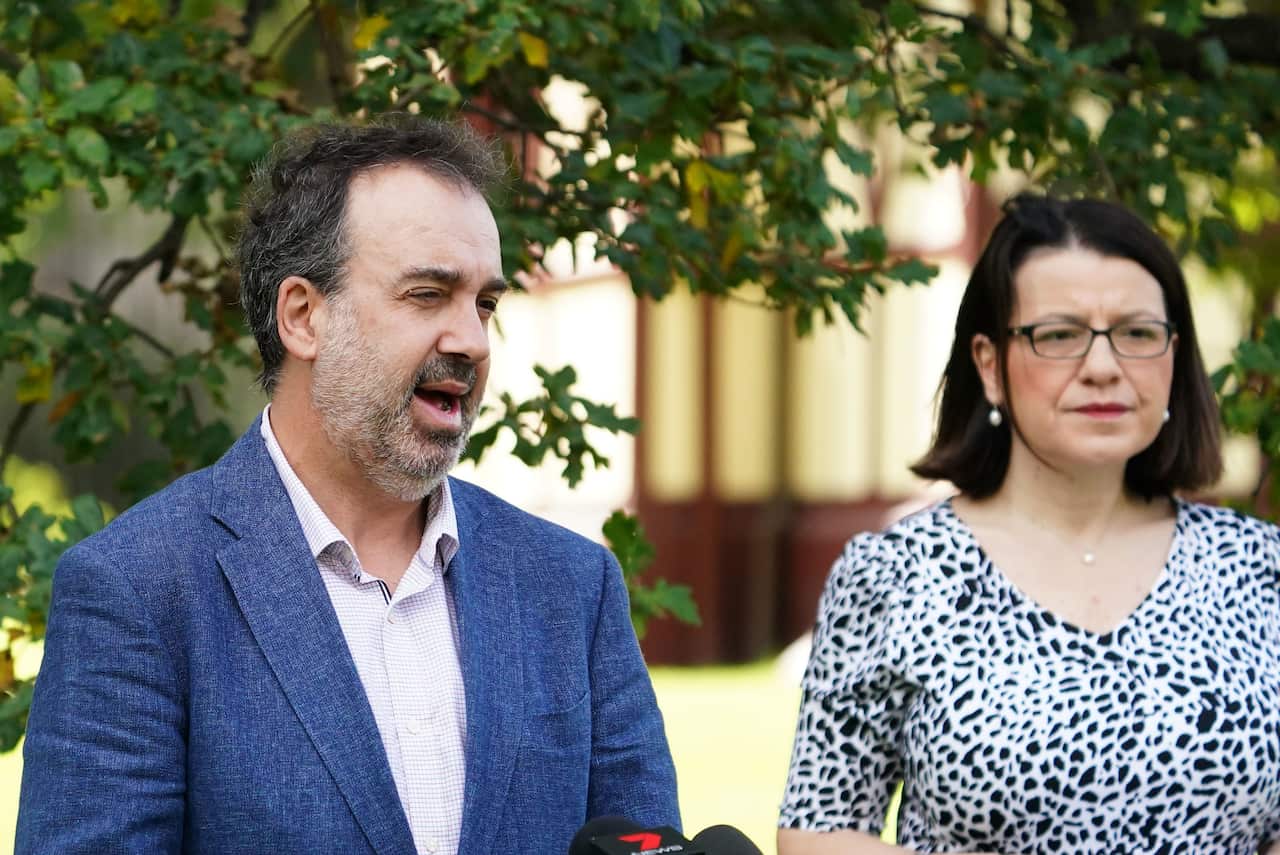 Victorian Minister for Jobs, Innovation and Trade Martin Pakula (left) and Victorian Minister for Health Jenny Mikakos.