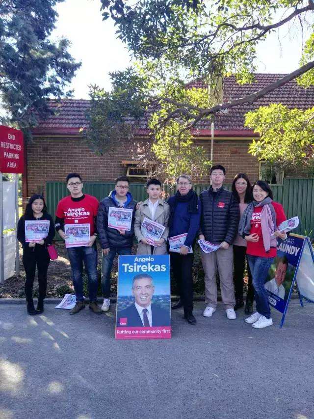 chinese volunteers at election