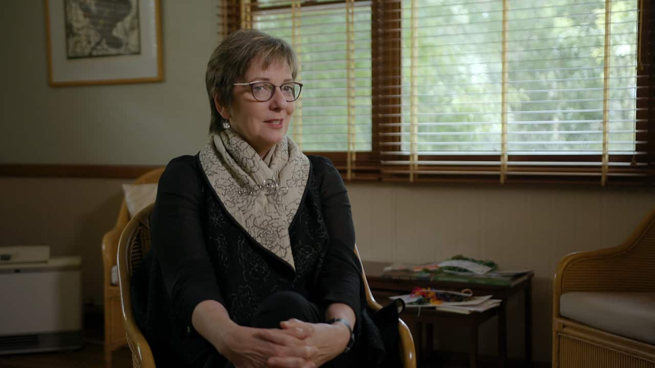 Louise says she sees a place for bariatric surgery as an appropriate treatment for weight loss, but says there are guidelines that should be followed