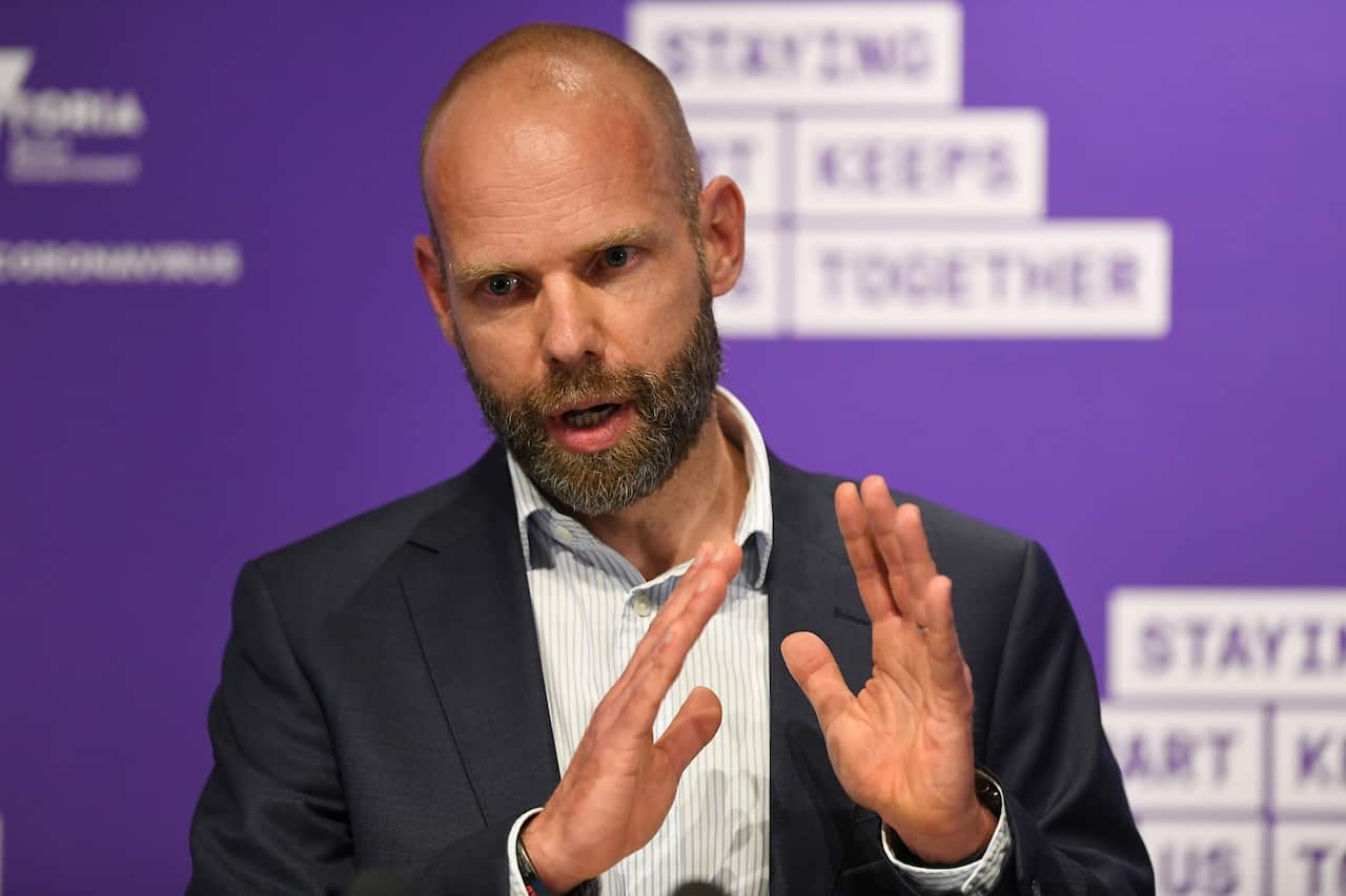 Jeroen Weimar addresses the media