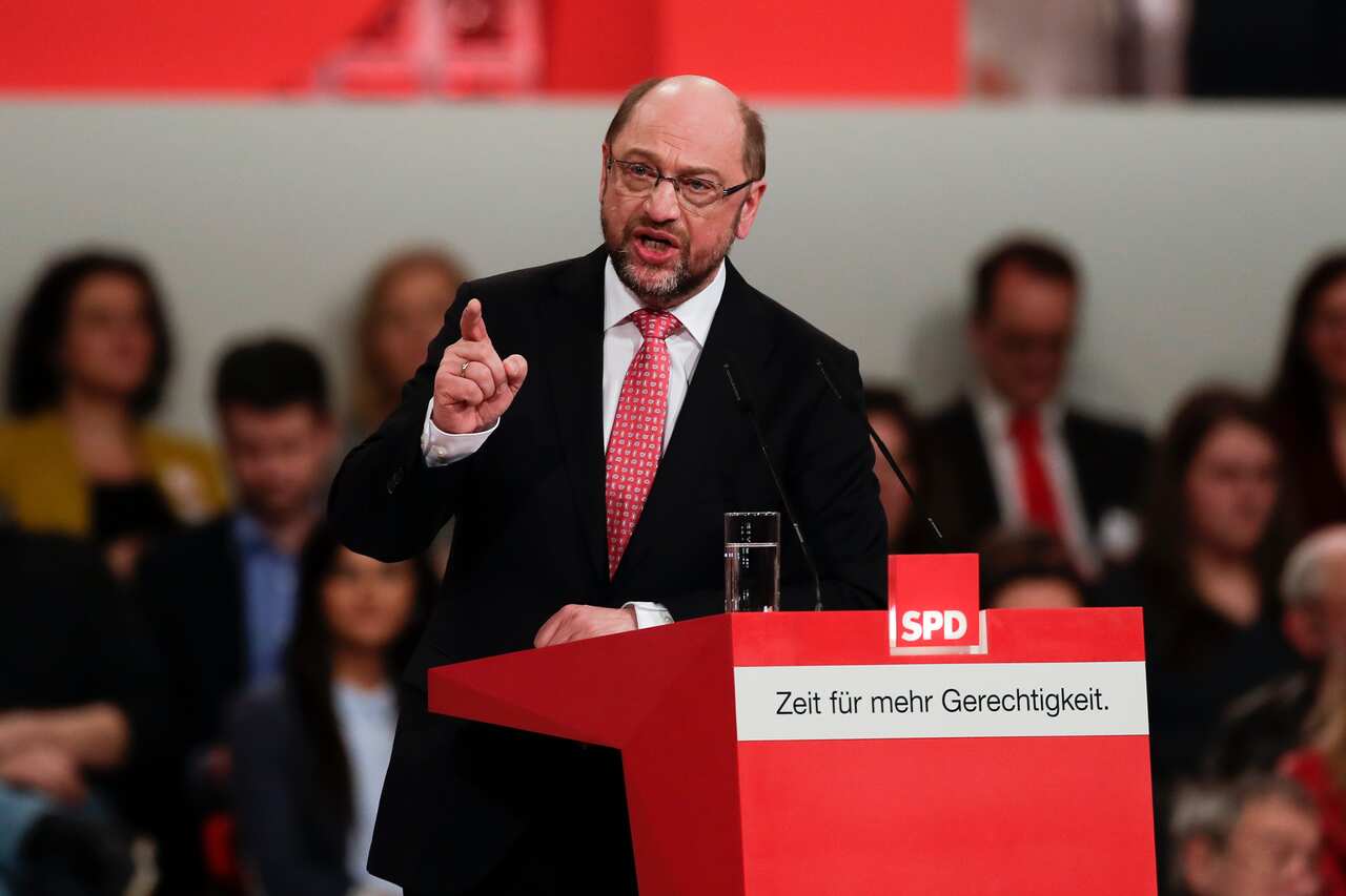 Designated Social Democratic Party, SPD, chairman and top candidate in the upcoming general elections Martin Schulz delivers his speech during an extraordinary party convention in Berlin, Sunday, March 19, 2017. (AP Photo/Markus Schreiber)