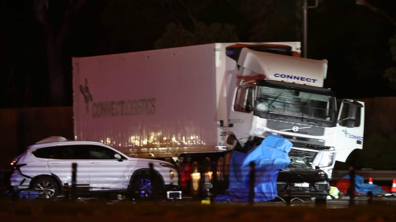 Eastern Freeway crash