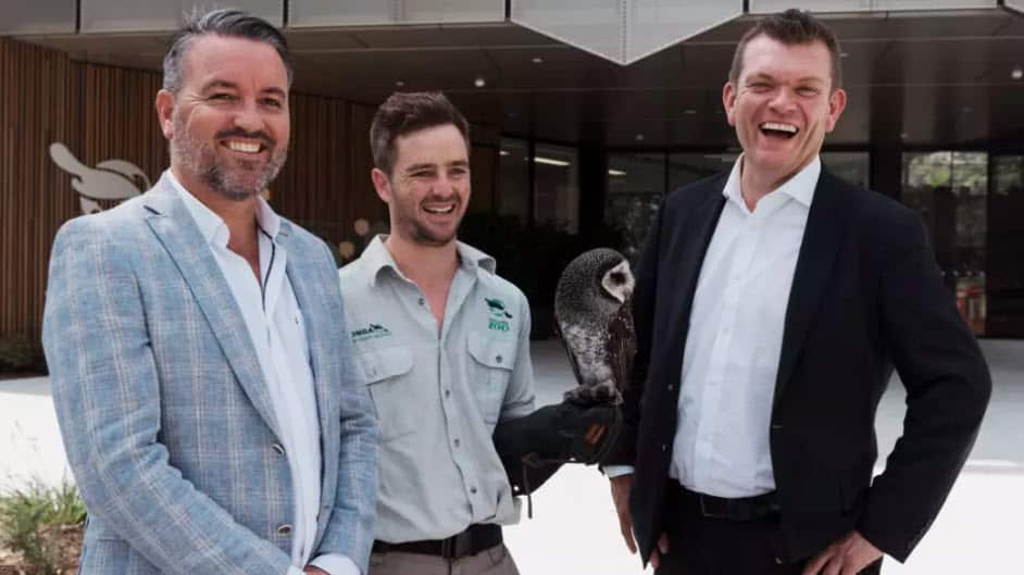 Director of Wildlife Conservation and Science Simon Duffy with University of Sydney Pro-Vice-Chancellor (Education) Professor Richard Miles at the Taronga Zoo's Institute for Science and Learning. 