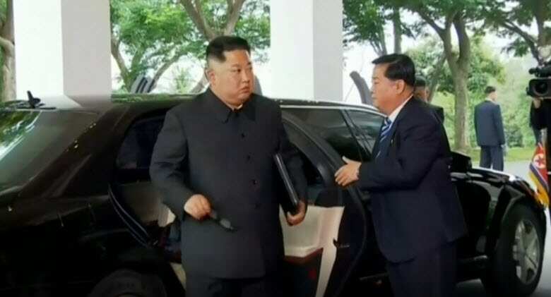 Kim Jong-un arriving ahead of the summit. 