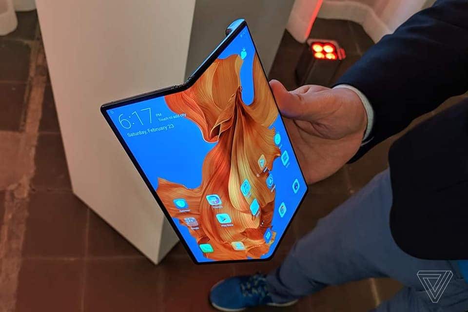 HUAWEI reveals Mate X, its first smartphone to feature a foldable screen, and claims it is the fastest 5G mobile phone in the world 