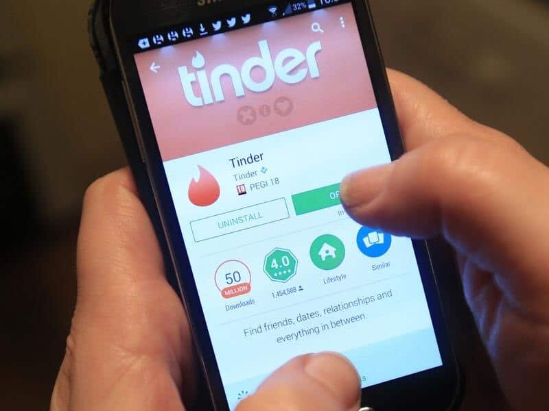 Many Australians meet their partner through a dating app