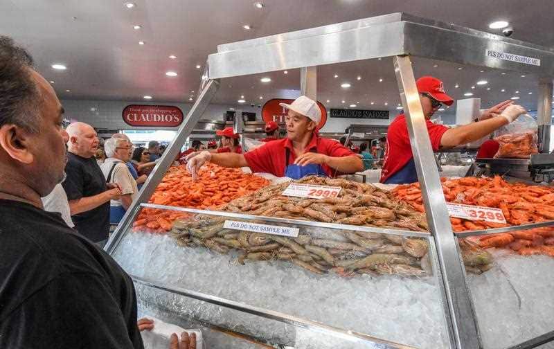The Sydney Fish Market's 36-hour seafood marathon is expected to lure more than 100,000 visitors.