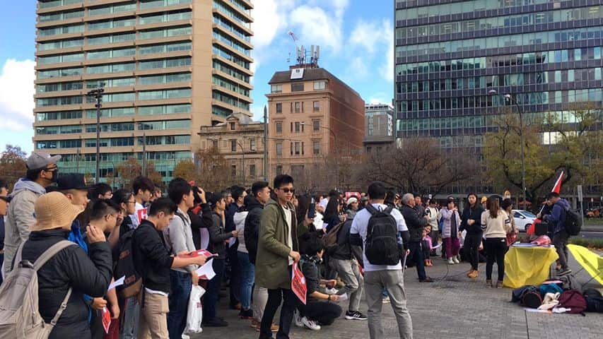 Assembly at Adelaide against Extradition Laws amendments in HK on 12 Jun. (澳港聯)